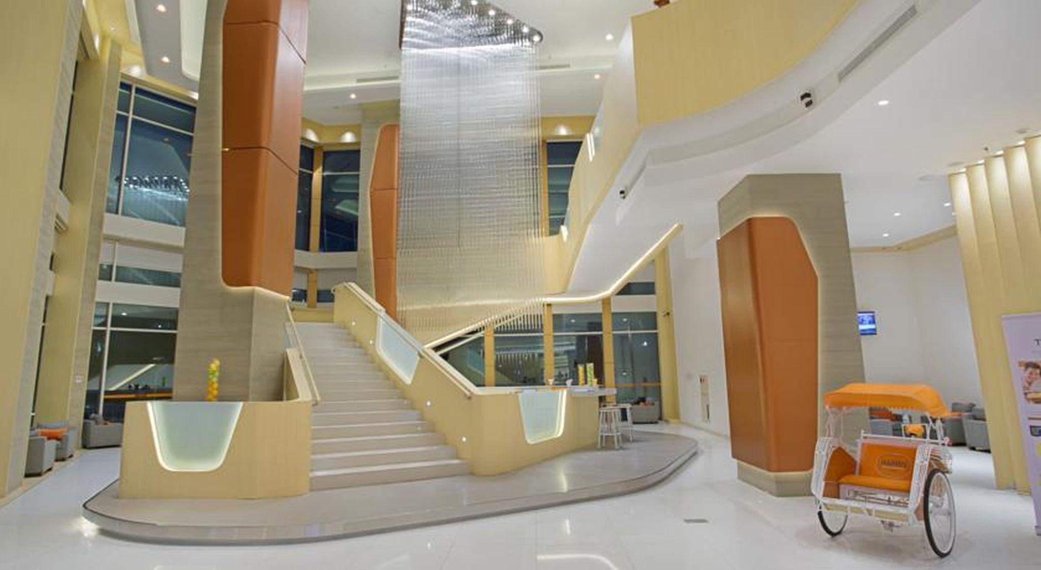 Harris Hotel & Conventions Bekasi Exterior photo