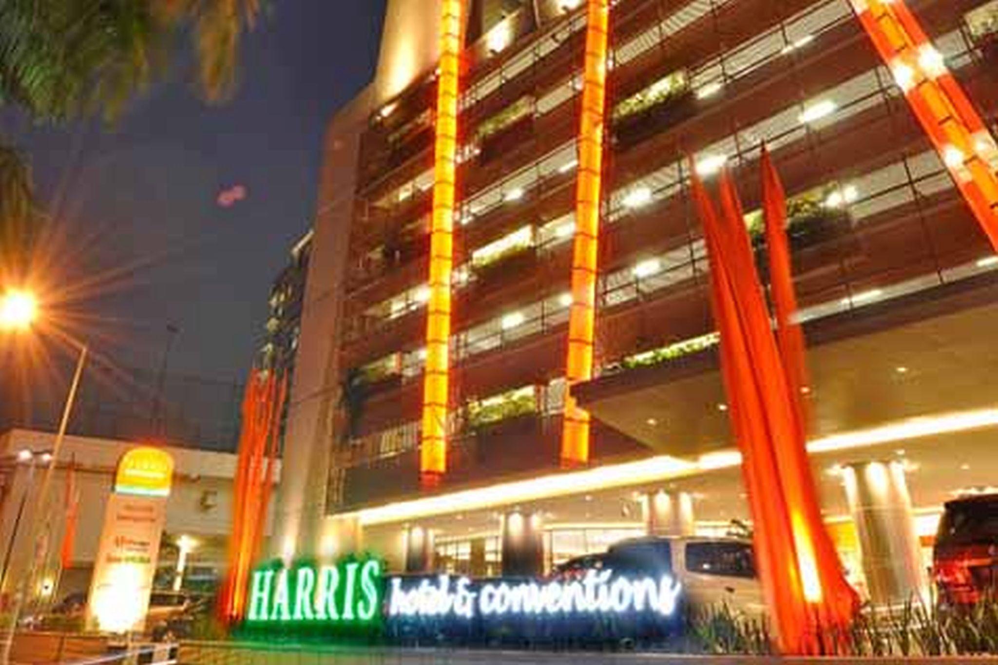 Harris Hotel & Conventions Bekasi Exterior photo